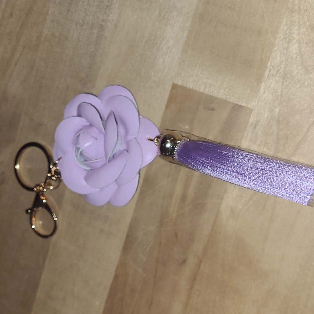 Lavender Flower With Tassel Charm - Picture 3 of 3
